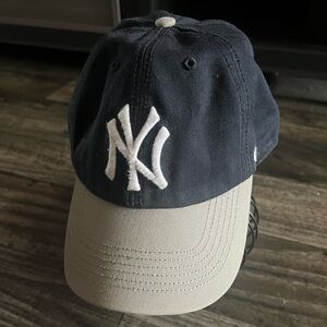 **bundle available 2 for $18 or 3 for $24 bundle** Yankees hat